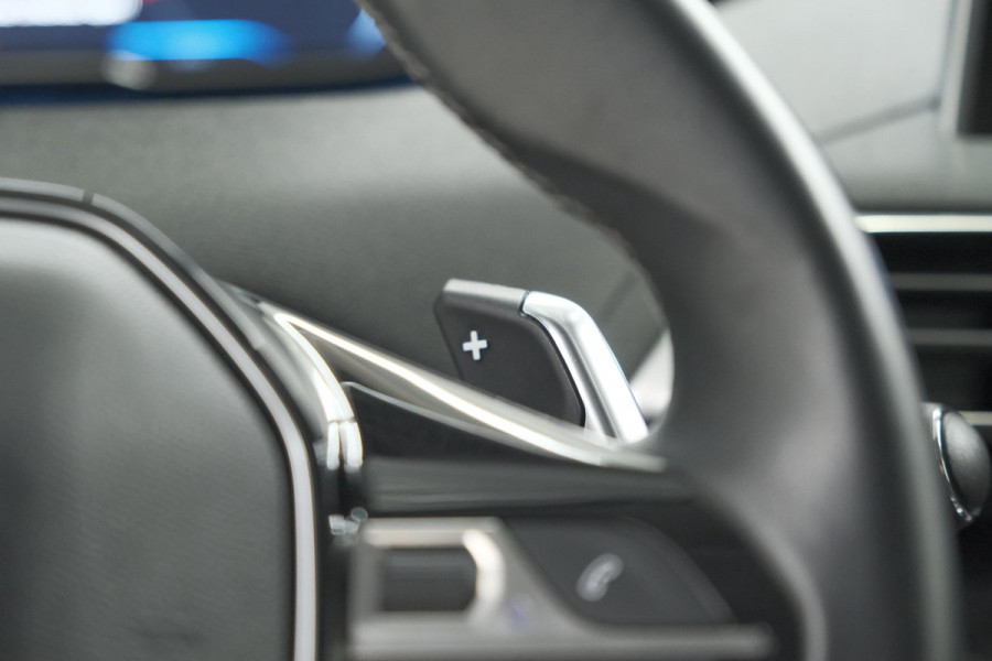 Peugeot 3008 PureTech 130 EAT8 Crossway | Trekhaak | Camera | Dodehoekdetectie | Stoelverwarming | Apple Carplay