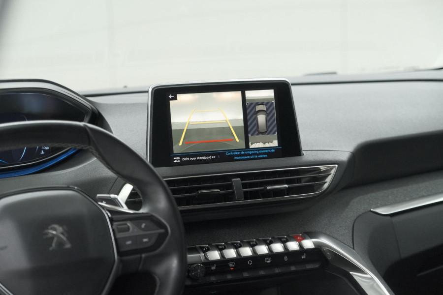 Peugeot 3008 PureTech 130 EAT8 Crossway | Trekhaak | Camera | Dodehoekdetectie | Stoelverwarming | Apple Carplay