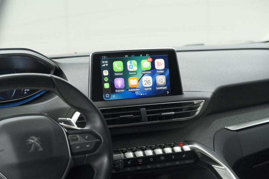 Peugeot 3008 PureTech 130 EAT8 Crossway | Trekhaak | Camera | Dodehoekdetectie | Stoelverwarming | Apple Carplay