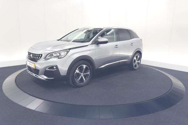 Peugeot 3008 PureTech 130 EAT8 Crossway | Trekhaak | Camera | Dodehoekdetectie | Stoelverwarming | Apple Carplay