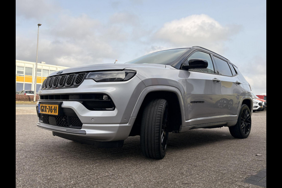 Jeep Compass 4xe 240 Plug-in Hybrid Electric Trailhawk Afneembare trekhaak | Achteruitrij camera | Leder bekleding |