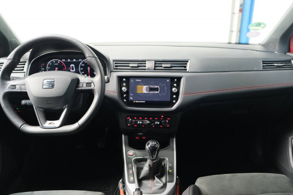 Seat Arona 1.0 TSI FR Business Intense Plus - N.A.P. Airco, Navi, Carplay, Camera, Virtual Cockpit, Trekhaak.