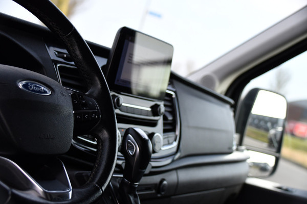 Ford Transit 350 2.0 TDCI L2H2 Limited Black Edition Camera, Cruise, Carplay, Xenon, 185pk, Trekhaak, Multimedia, Stoelverwarming, Uniek!