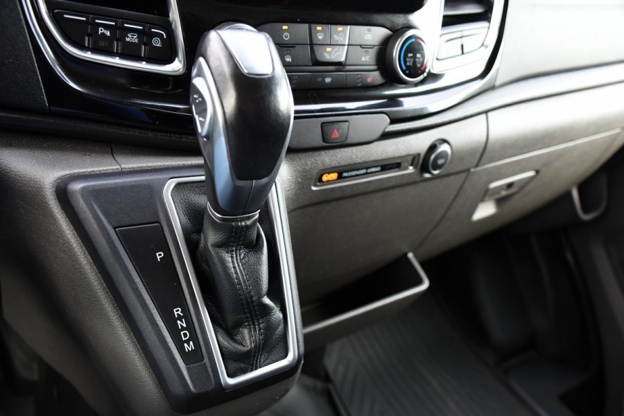 Ford Transit 350 2.0 TDCI L2H2 Limited Black Edition Camera, Cruise, Carplay, Xenon, 185pk, Trekhaak, Multimedia, Stoelverwarming, Uniek!