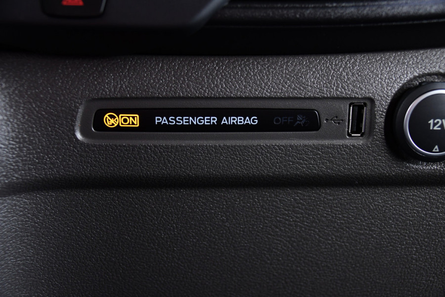 Ford Transit 350 2.0 TDCI L2H2 Limited Black Edition Camera, Cruise, Carplay, Xenon, 185pk, Trekhaak, Multimedia, Stoelverwarming, Uniek!