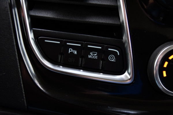 Ford Transit 350 2.0 TDCI L2H2 Limited Black Edition Camera, Cruise, Carplay, Xenon, 185pk, Trekhaak, Multimedia, Stoelverwarming, Uniek!