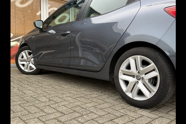 Renault Clio 1.6 E-Tech Hybrid 140 Zen / Automaat / Navigatie / Carplay / Keyless start