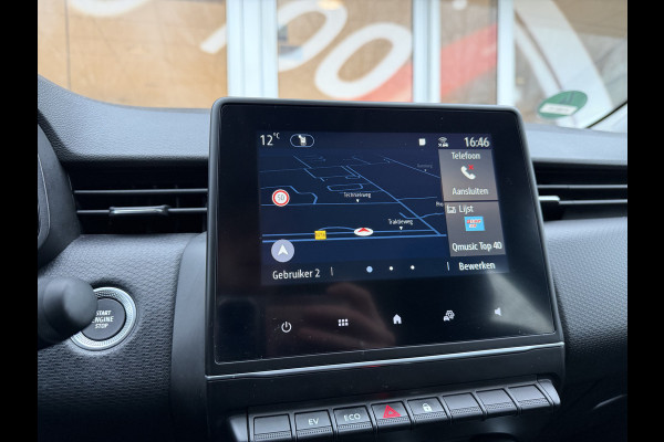 Renault Clio 1.6 E-Tech Hybrid 140 Zen / Automaat / Navigatie / Carplay / Keyless start