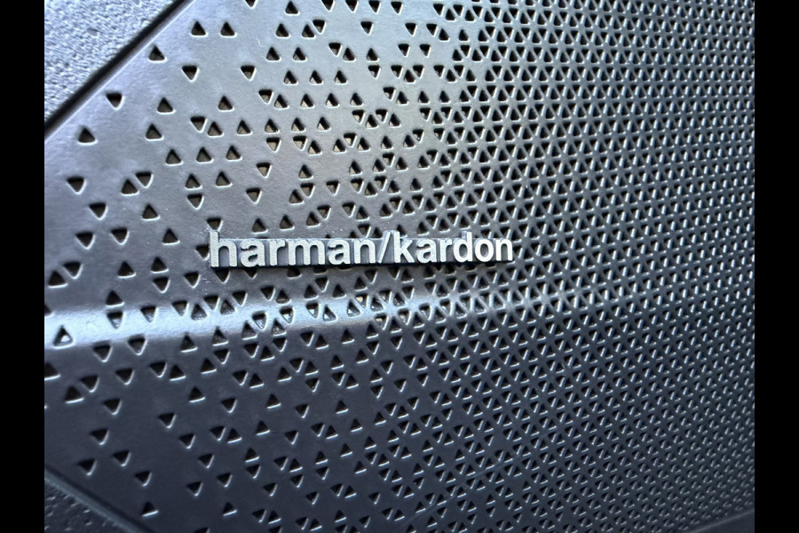 Kia Niro EV Executive 64,8 Kwh SOH100% Stoel/Stuur verwarming/koeling Carplay Camera Pdc