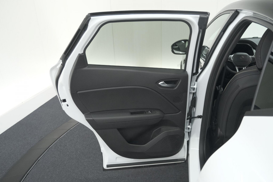 Renault Captur 1.8 E-Tech Full Hybrid 160 Techno | Camera | Winterpakket | Adaptieve Cruise Control | Apple Carplay