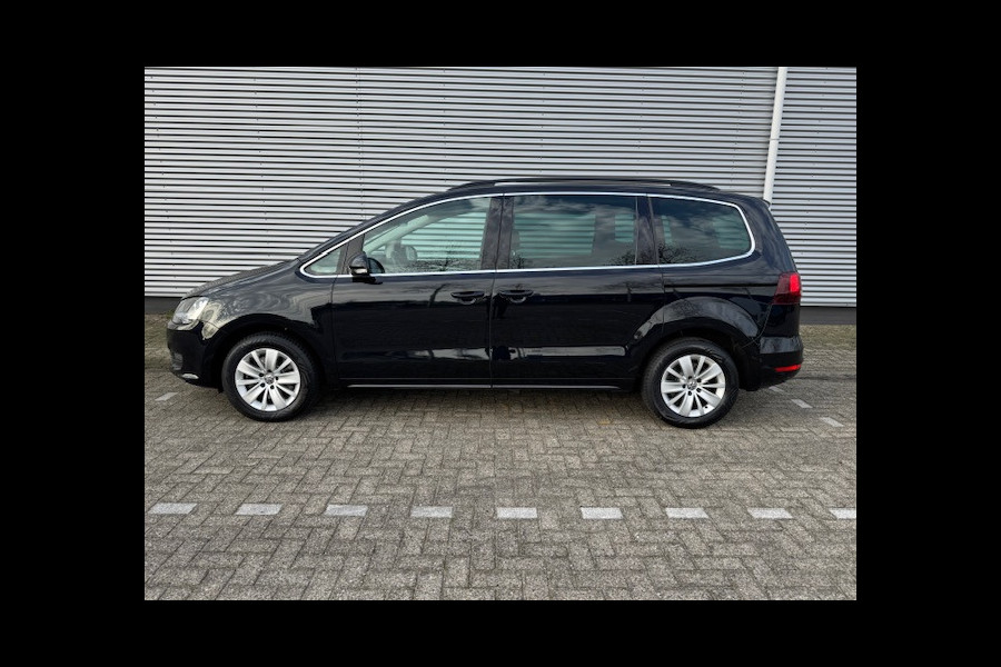 Volkswagen Sharan 1.4 TSI Exclusive Automaat,7Persoons,trekhaak,Carplay,Android,Navigatie,stoelverwarming,parkeersensoren,