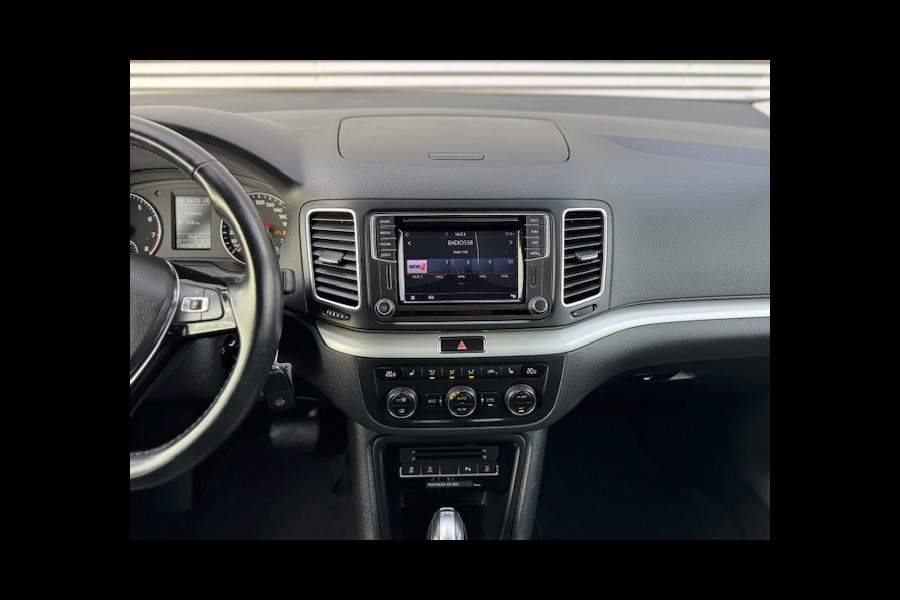 Volkswagen Sharan 1.4 TSI Exclusive Automaat,7Persoons,trekhaak,Carplay,Android,Navigatie,stoelverwarming,parkeersensoren,