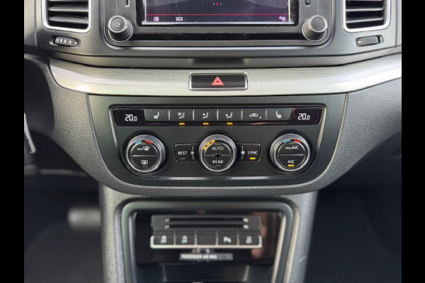 Volkswagen Sharan 1.4 TSI Exclusive Automaat,7Persoons,trekhaak,Carplay,Android,Navigatie,stoelverwarming,parkeersensoren,