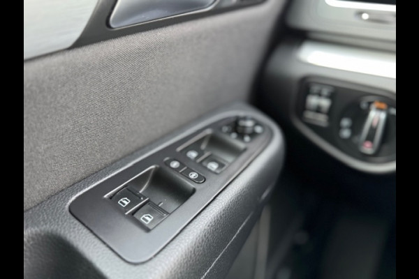 Volkswagen Sharan 1.4 TSI Exclusive Automaat,7Persoons,trekhaak,Carplay,Android,Navigatie,stoelverwarming,parkeersensoren,