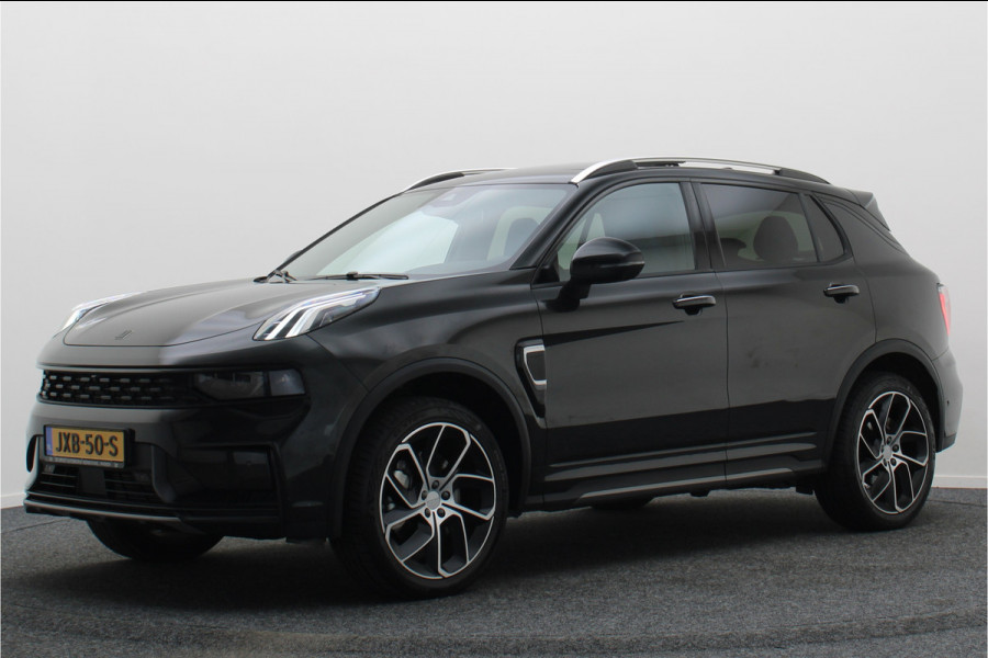 Lynk & Co 01 1.5 360° Camera, Panoramadak, ACC, Apple Carplay, Verwarmd Stuurwiel, 20''