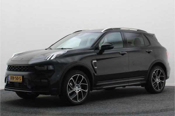 Lynk & Co 01 1.5 360° Camera, Panoramadak, ACC, Apple Carplay, Verwarmd Stuurwiel, 20''