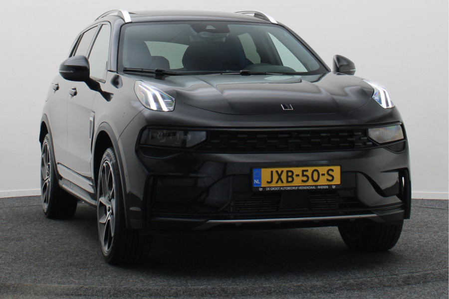 Lynk & Co 01 1.5 360° Camera, Panoramadak, ACC, Apple Carplay, Verwarmd Stuurwiel, 20''