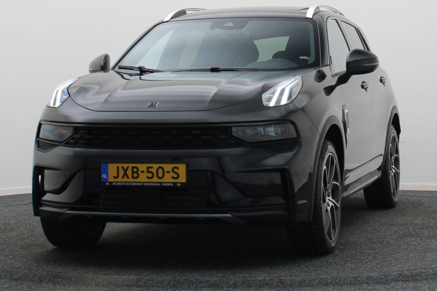 Lynk & Co 01 1.5 360° Camera, Panoramadak, ACC, Apple Carplay, Verwarmd Stuurwiel, 20''
