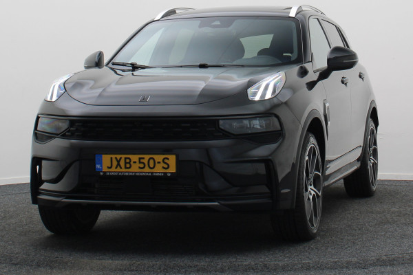 Lynk & Co 01 1.5 360° Camera, Panoramadak, ACC, Apple Carplay, Verwarmd Stuurwiel, 20''