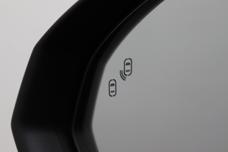 Lynk & Co 01 1.5 360° Camera, Panoramadak, ACC, Apple Carplay, Verwarmd Stuurwiel, 20''