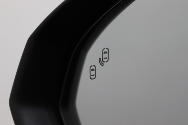 Lynk & Co 01 1.5 360° Camera, Panoramadak, ACC, Apple Carplay, Verwarmd Stuurwiel, 20''