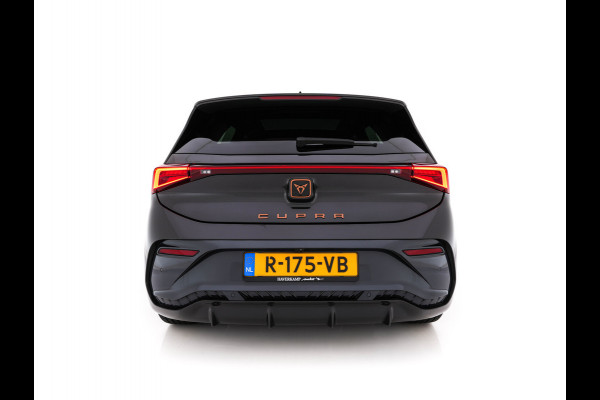 CUPRA Born Copper Edition 62 kWh [ 3-Fase-11kW ] {SOH-92%} (INCL-BTW) *PANO | ADAPTIVE-CRUISE | FULL-LED | MICROFIBRE | TOPVIEW | BLINDSPOT | KEYLESS | NAVI-FULLMAP | AMBIENTLIGHT | DIGI-COCKPIT | MASSAGE | CARPLAY | SPORTSEATS | PRIVACYGLASS | 20"AL