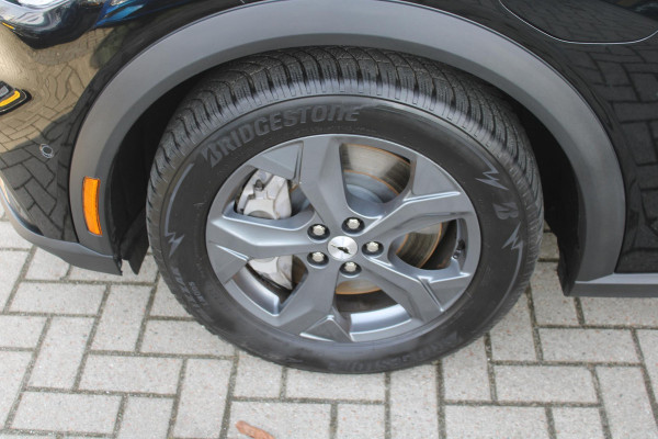 Ford Mustang Mach-E RWD 75 kWh | Full Leder | 113000 km!