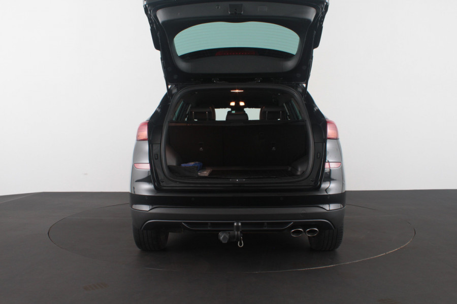 Hyundai Tucson 1.6 T-GDI N-Line 177pk/Trekhaak/360°/Phantom Black/19inch/Automaat/All season banden...