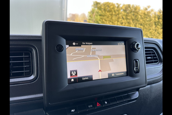 Renault Master T35 2.3 dCi 135 PK / 1e EIG. / 7 PERSOONS DUBBEL CABINE / UNIEK 14.184 KM !! / TREKHAAK / IMPERIAAL / AIRCO / CRUISE