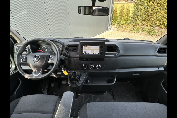 Renault Master T35 2.3 dCi 135 PK / 1e EIG. / 7 PERSOONS DUBBEL CABINE / UNIEK 14.184 KM !! / TREKHAAK / IMPERIAAL / AIRCO / CRUISE