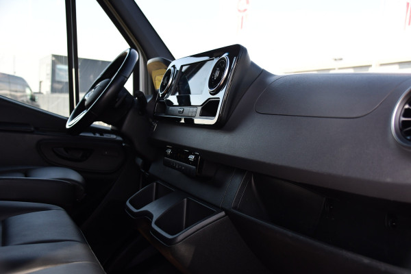 Mercedes-Benz Sprinter 319 V6 3.0 CDI L3H2 PB Edition Adaptieve Cruise, 360 Camera, Carplay, LED, Stoelverwarming, Multimedia, 10,5'' Mbux,