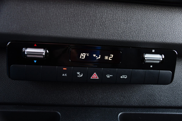 Mercedes-Benz Sprinter 319 V6 3.0 CDI L3H2 PB Edition Adaptieve Cruise, 360 Camera, Carplay, LED, Stoelverwarming, Multimedia, 10,5'' Mbux,