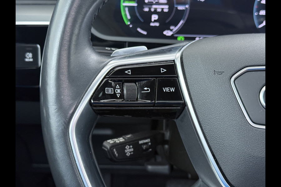 Audi e-tron 55 408pk BOMVOL Pano-Dak Elektr.Sp.Stoel+Leer+Mem. Quattro 95kWh Trekhaak Adap.Cruise Matrix Led 360°Camera Apple Carplay Androi SOH 96% Elek.Achterklep  AWD 4WD 1.800KG Trekgewicht 1e Eigenaar Origineel Nederlandse Auto Zeer complete Audi 55 E-tron