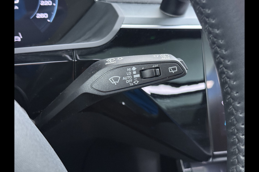 Audi e-tron 55 408pk BOMVOL Pano-Dak Elektr.Sp.Stoel+Leer+Mem. Quattro 95kWh Trekhaak Adap.Cruise Matrix Led 360°Camera Apple Carplay Androi SOH 96% Elek.Achterklep  AWD 4WD 1.800KG Trekgewicht 1e Eigenaar Origineel Nederlandse Auto Zeer complete Audi 55 E-tron