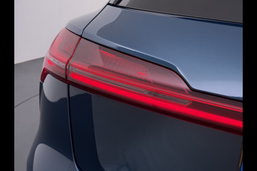 Audi e-tron 55 408pk BOMVOL Pano-Dak Elektr.Sp.Stoel+Leer+Mem. Quattro 95kWh Trekhaak Adap.Cruise Matrix Led 360°Camera Apple Carplay Androi SOH 96% Elek.Achterklep  AWD 4WD 1.800KG Trekgewicht 1e Eigenaar Origineel Nederlandse Auto Zeer complete Audi 55 E-tron