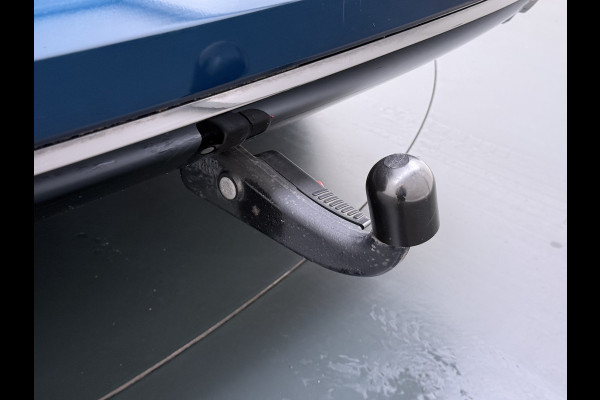 Audi e-tron 55 408pk BOMVOL Pano-Dak Elektr.Sp.Stoel+Leer+Mem. Quattro 95kWh Trekhaak Adap.Cruise Matrix Led 360°Camera Apple Carplay Androi SOH 96% Elek.Achterklep  AWD 4WD 1.800KG Trekgewicht 1e Eigenaar Origineel Nederlandse Auto Zeer complete Audi 55 E-tron