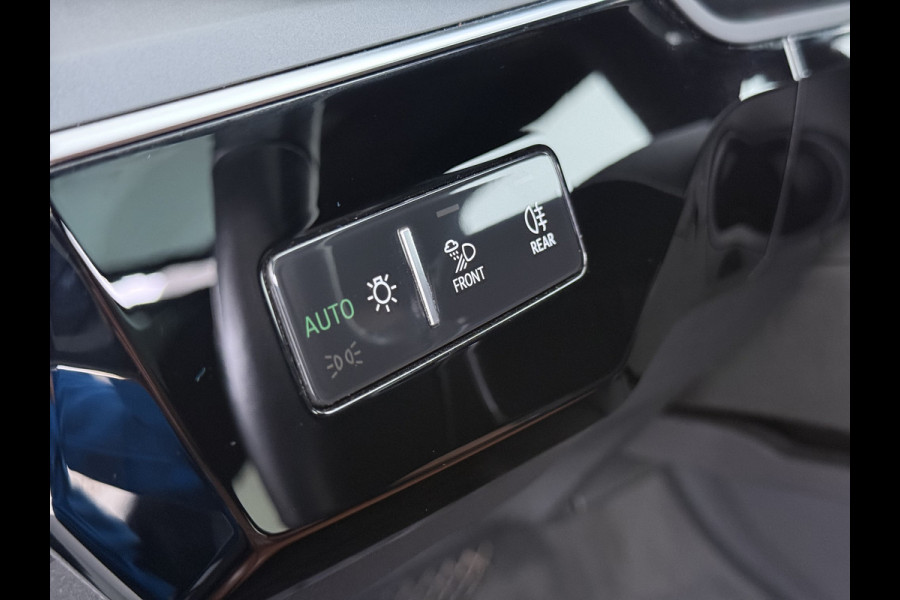 Audi e-tron 55 408pk BOMVOL Pano-Dak Elektr.Sp.Stoel+Leer+Mem. Quattro 95kWh Trekhaak Adap.Cruise Matrix Led 360°Camera Apple Carplay Androi SOH 96% Elek.Achterklep  AWD 4WD 1.800KG Trekgewicht 1e Eigenaar Origineel Nederlandse Auto Zeer complete Audi 55 E-tron