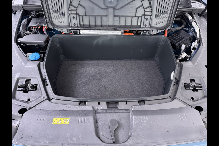 Audi e-tron 55 408pk BOMVOL Pano-Dak Elektr.Sp.Stoel+Leer+Mem. Quattro 95kWh Trekhaak Adap.Cruise Matrix Led 360°Camera Apple Carplay Androi SOH 96% Elek.Achterklep  AWD 4WD 1.800KG Trekgewicht 1e Eigenaar Origineel Nederlandse Auto Zeer complete Audi 55 E-tron