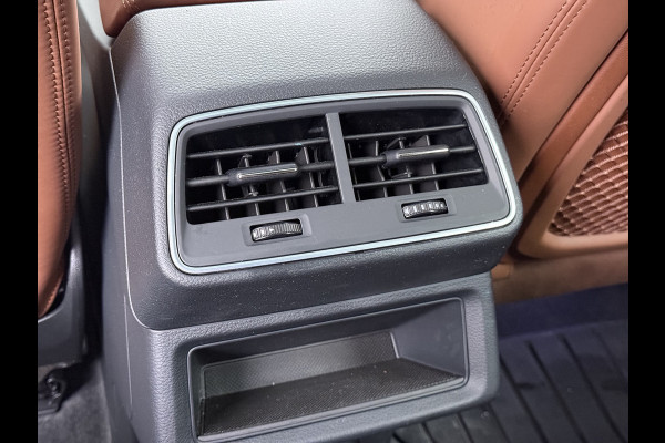 Audi e-tron 55 408pk BOMVOL Pano-Dak Elektr.Sp.Stoel+Leer+Mem. Quattro 95kWh Trekhaak Adap.Cruise Matrix Led 360°Camera Apple Carplay Androi SOH 96% Elek.Achterklep  AWD 4WD 1.800KG Trekgewicht 1e Eigenaar Origineel Nederlandse Auto Zeer complete Audi 55 E-tron
