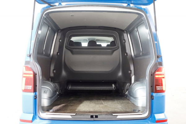 Volkswagen Transporter T6.1 2.0 TDI 150pk DSG-Automaat Lang D.C. LED/ACC/Navi/Camera 12-2020