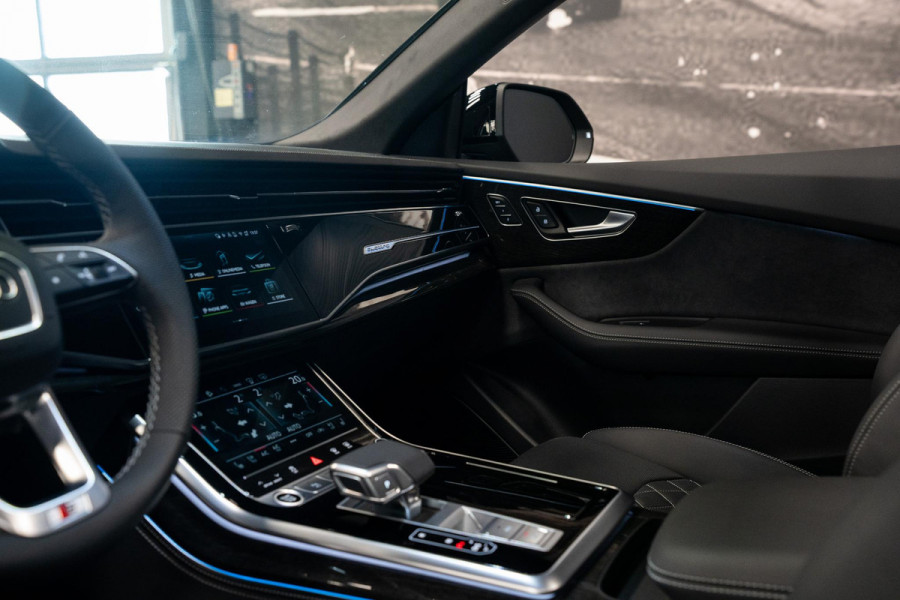 Audi Q8 60 TFSI e quattro Pro Line S Competition *Bang & Olufsen / AWD-Besturing / Stoelventilatie + Massage / Panorama / Soft-Close / HUD / Memory*
