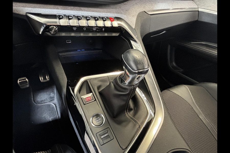 Peugeot 3008 1.2 PureTech GT Panoramadak | Navigatie | Draadloos opladen | Achteruitrijcamera