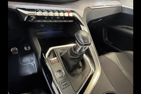 Peugeot 3008 1.2 PureTech GT Panoramadak | Navigatie | Draadloos opladen | Achteruitrijcamera