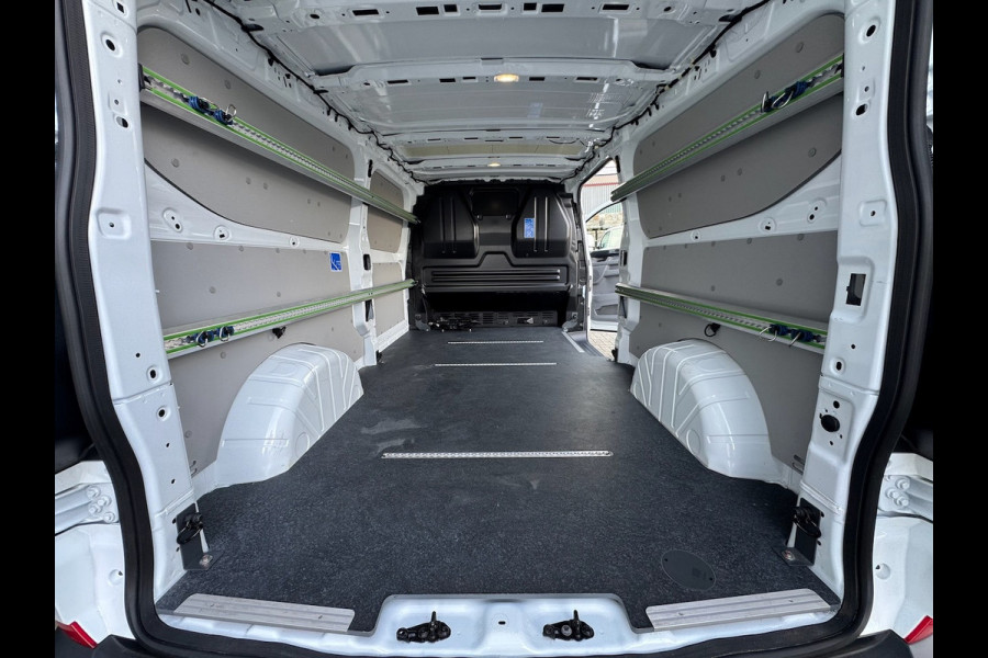 Ford Transit Custom 320 2.0 TDCI L2H1 Trend 136pk | Navi | Carplay | Camera | BLIS | ACC | Winterpack | Betonplex | GARANTIE 2028