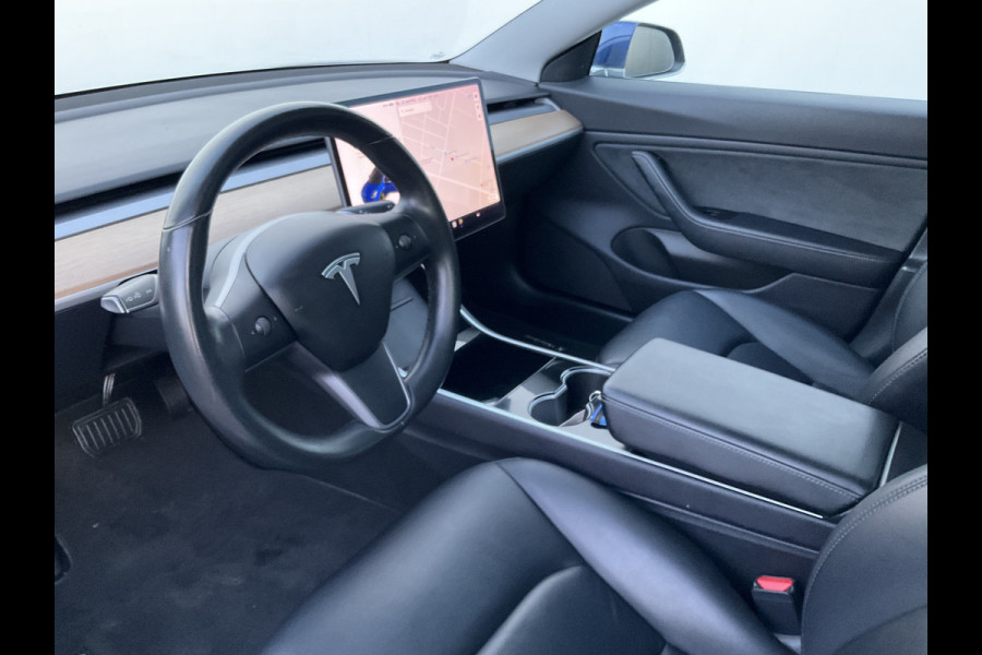 Tesla Model 3 Long Range AWD 75 kWh Autopilot Leer Camera Stoelverw DAB NL-Auto!