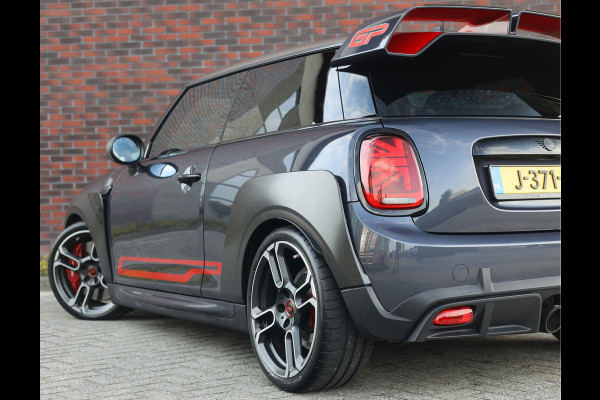 MINI Mini 2.0 John Cooper Works GP | 1/3000 - Eventuri - Remus - AST onderstel