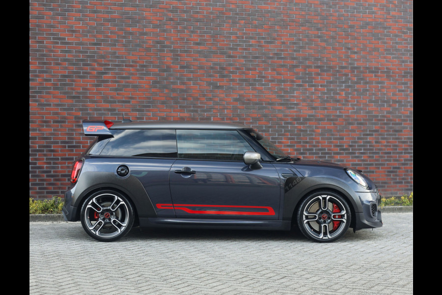 MINI Mini 2.0 John Cooper Works GP | 1/3000 - Eventuri - Remus - AST onderstel