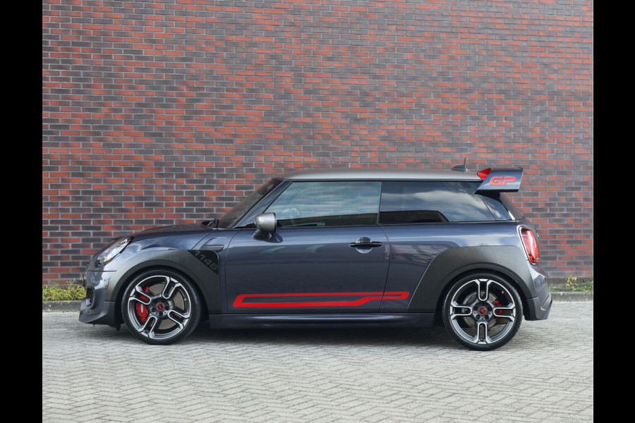 MINI Mini 2.0 John Cooper Works GP | 1/3000 - Eventuri - Remus - AST onderstel