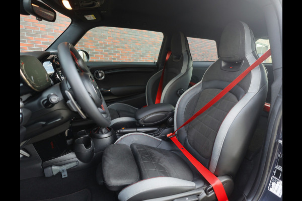 MINI Mini 2.0 John Cooper Works GP | 1/3000 - Eventuri - Remus - AST onderstel