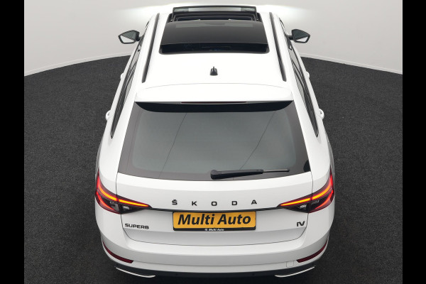 Škoda Superb Combi 1.4 TSI iV Sportline Business Plug In Hybrid 218pk PHEV | Panodak | Adaptive Cruise | Camera | Canton Audio | Alcantara Sportstoelen Memory & Verwarmd | Sfeerverlichting | Apple Carplay | Crystal LED | Stuur Verwarmd | Navigatie | DAB |